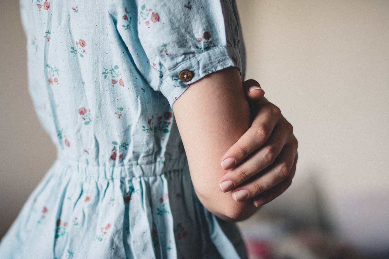 close up, dress, fingers, girl, hand, woman, blue dress, fashion, style, female fashion, dress, dress, dress, dress, dress